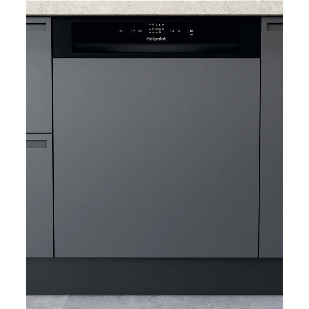 Hotpoint H3BL626BUK Black Semi-Integrated Fullsize dishwasher