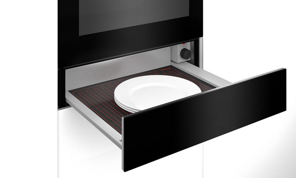 Blomberg ROWD4200B 14cm High Warming Drawer