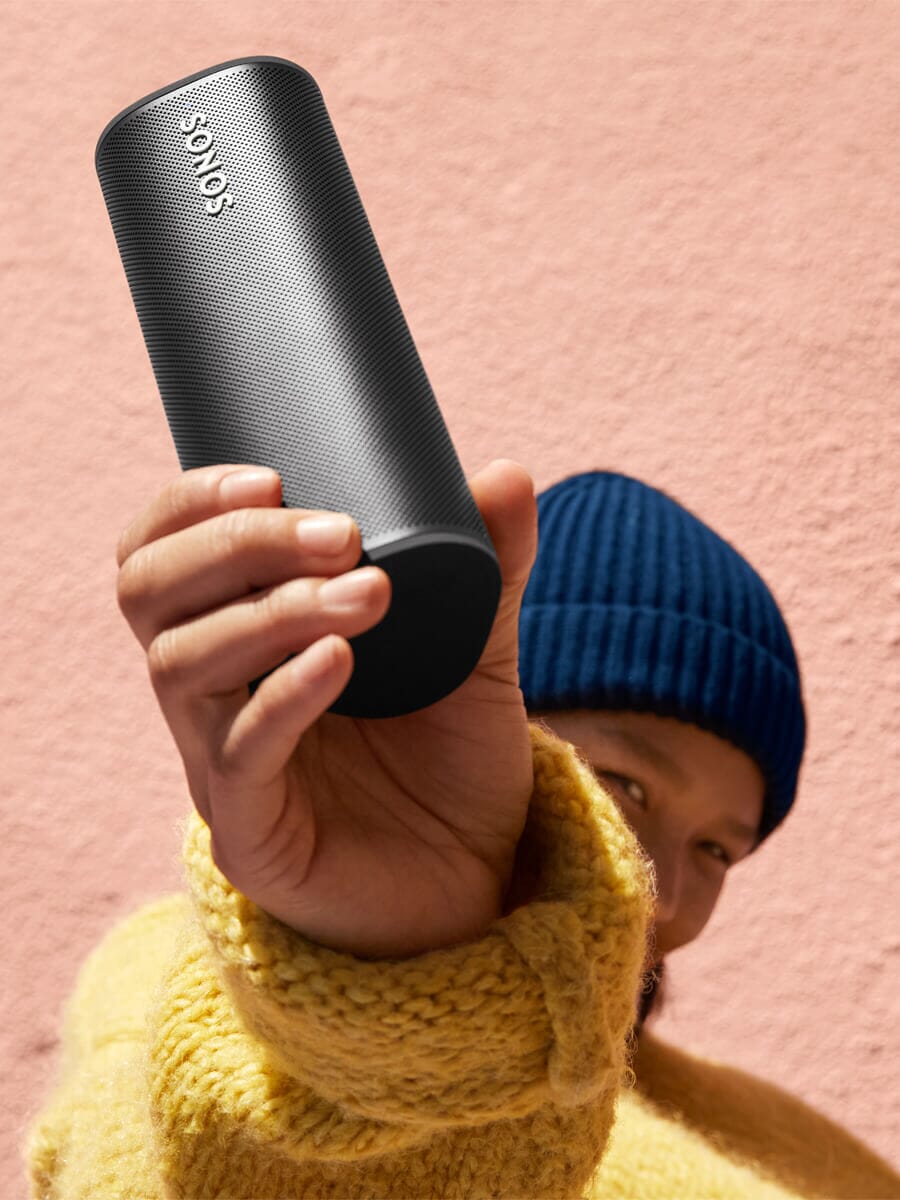 sonos-roam-black-lifestyle_2 - Image 6